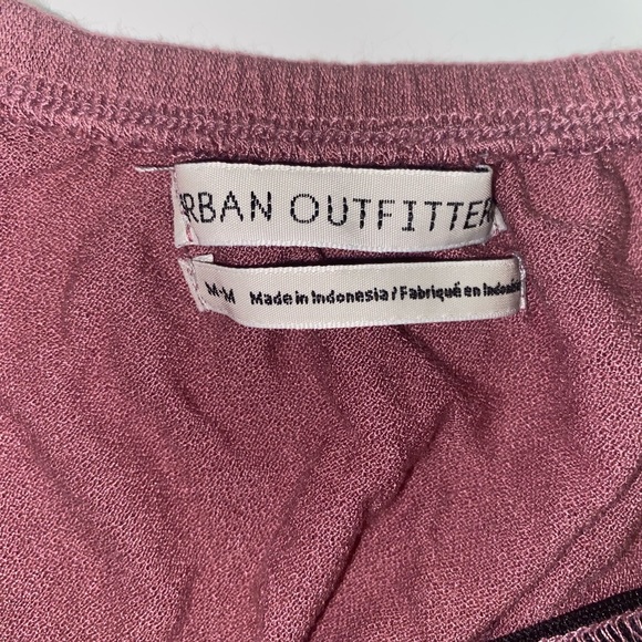 Urban Outfitters Cute Top - Picture 3 of 3